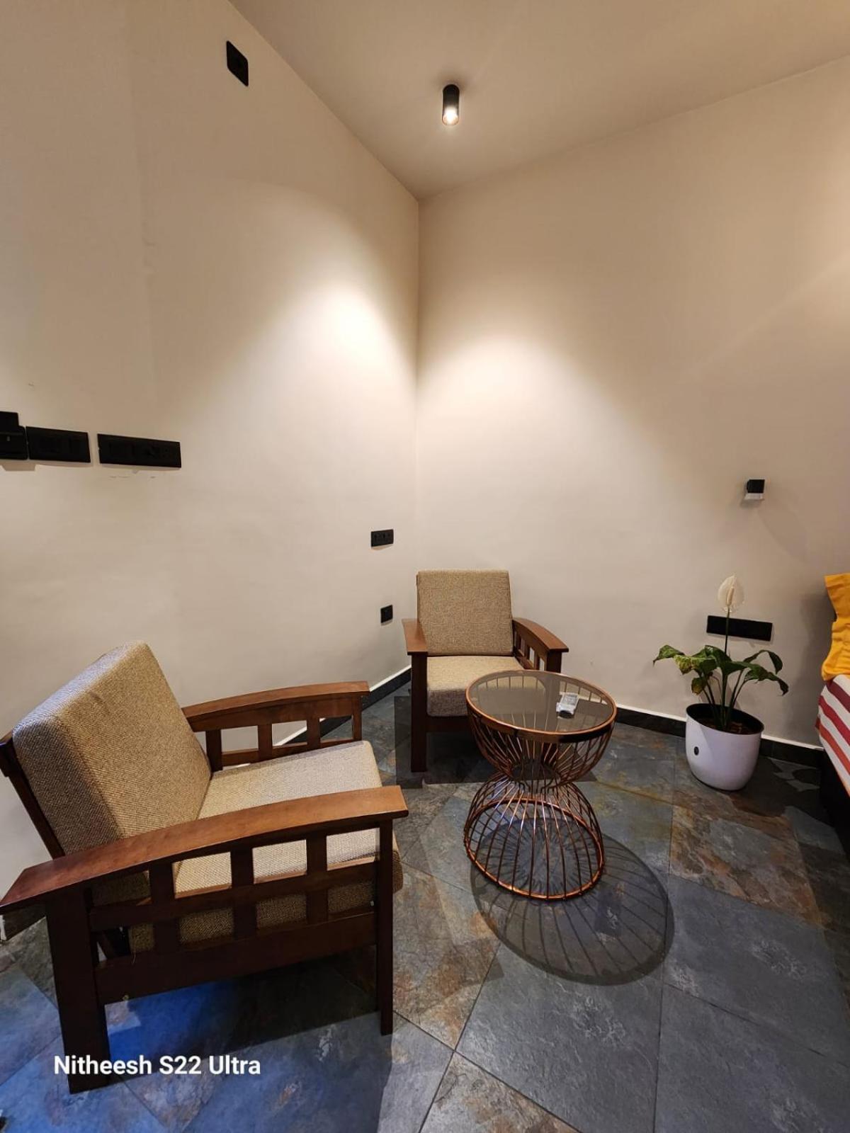 טקאדי Mickey Homestay מראה חיצוני תמונה